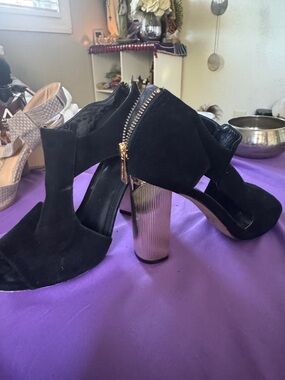 Michael Kors Black Suede Cutout Heeled Sandals with Gold Ribbed Block Heel
